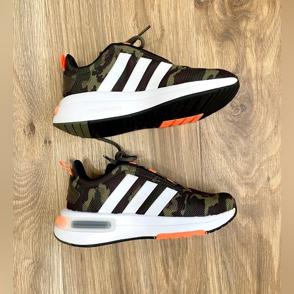 adidas Other - adidas Racer TR23 Lifestyle Kids' Running Shoes Size 1 LNC